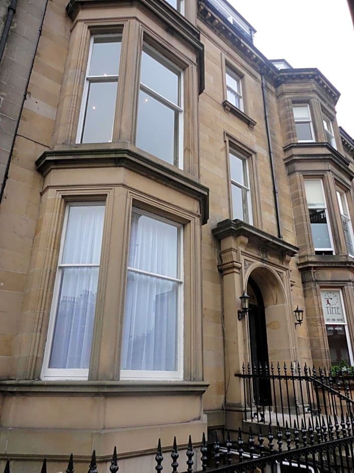 Restored Edinburgh sandstone townhouse